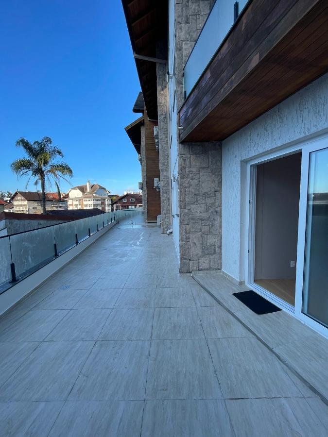 Apartamento Espetacular, 2 Suites, A 30M Da Rua Coberta Gramado Exterior foto