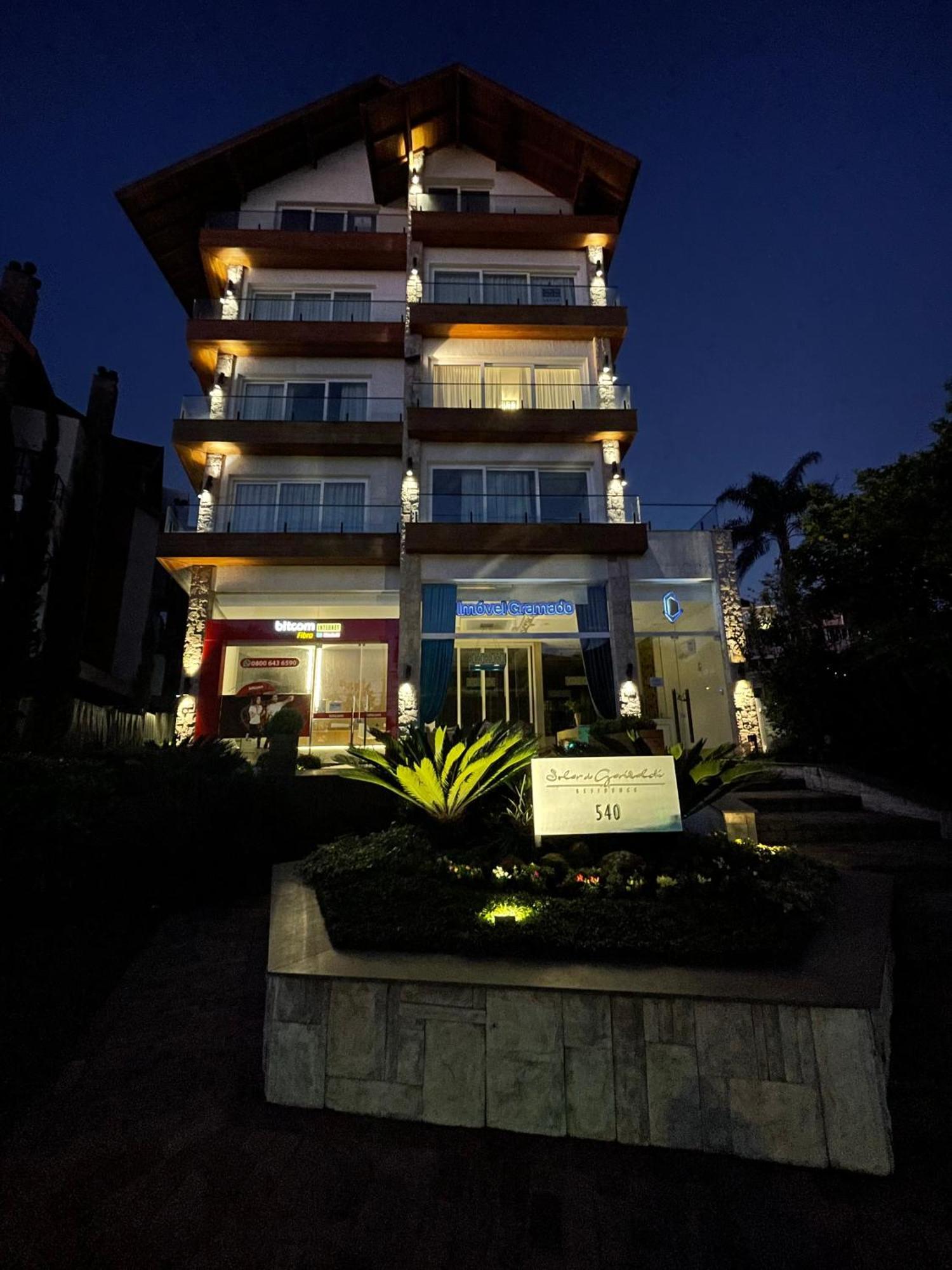 Apartamento Espetacular, 2 Suites, A 30M Da Rua Coberta Gramado Exterior foto